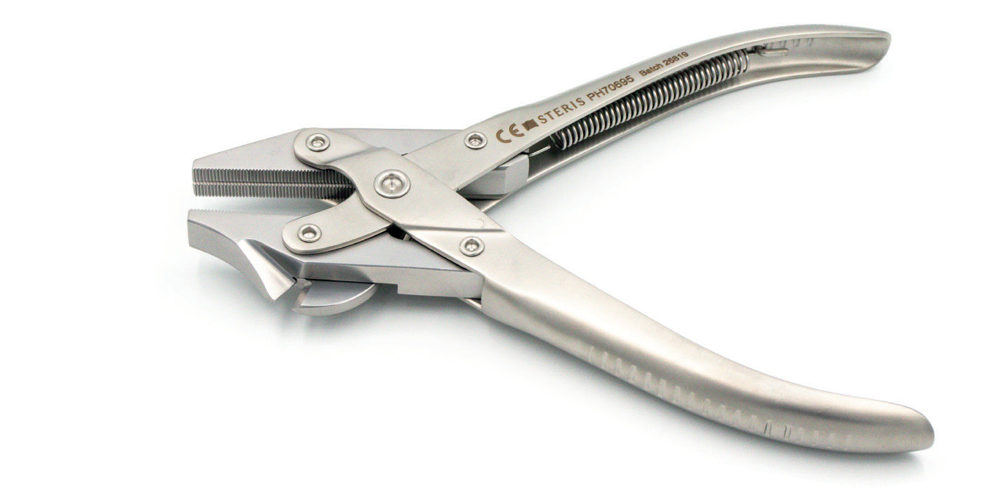 Maun Plier Serrated Jaws and Side Cutter