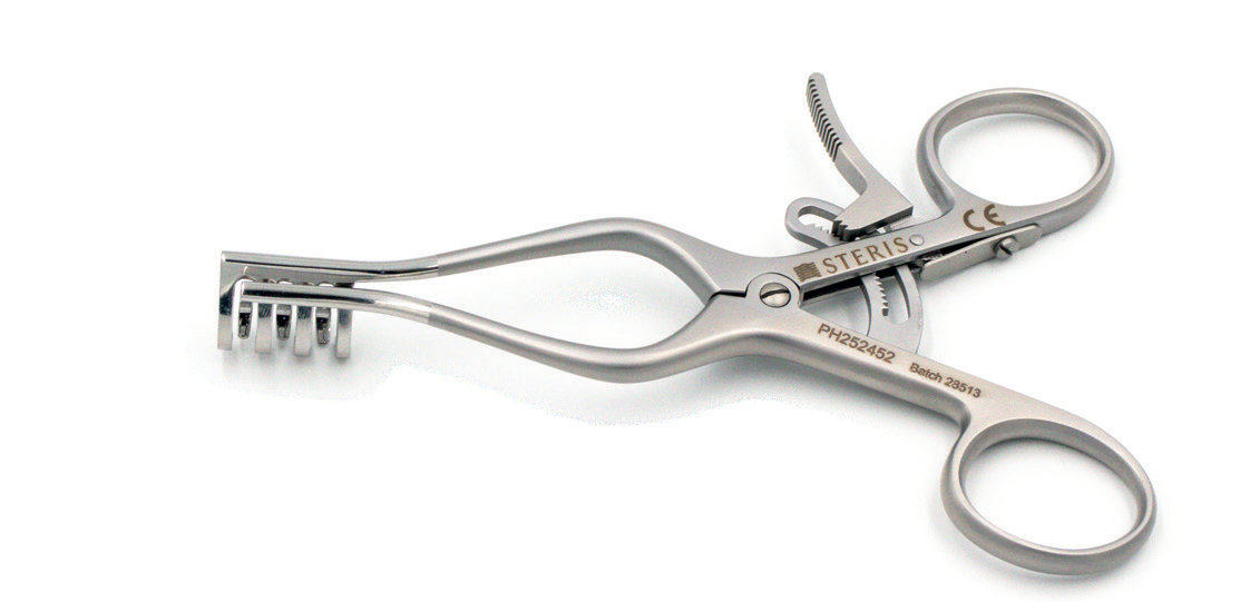 West Retractor 3 into 4 Teeth